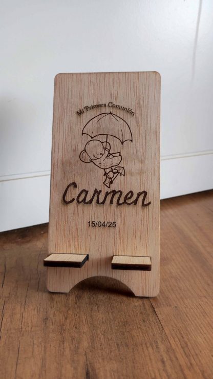 Soporte móvil de madera con detalle grabado - Imagen 5