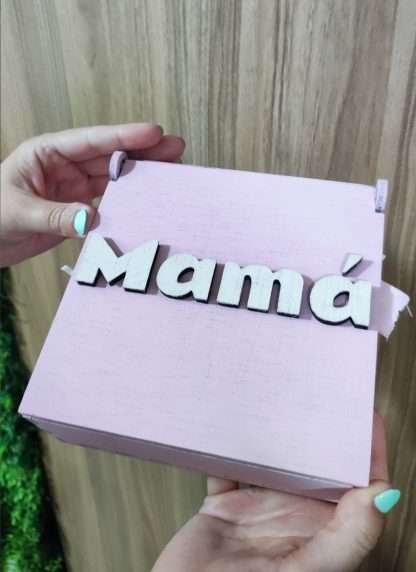 Caja Mamá