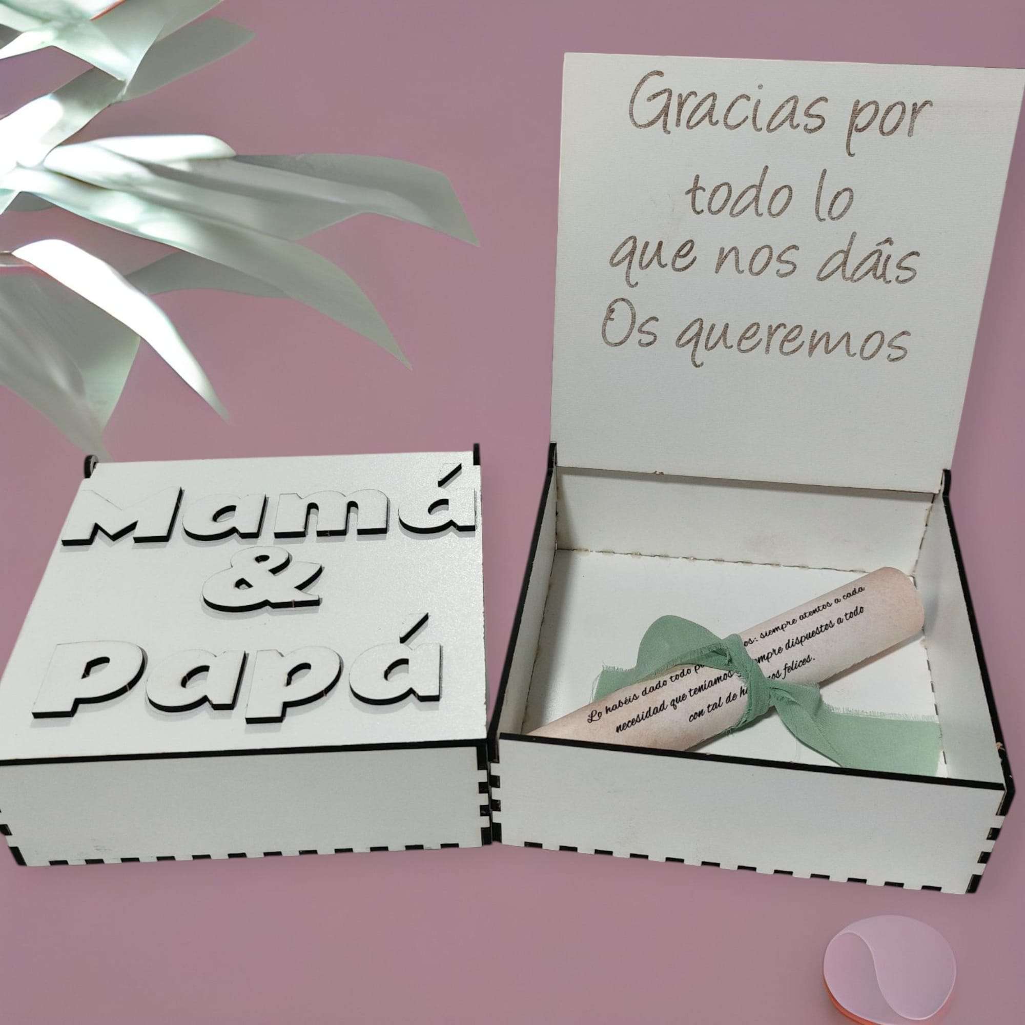 Caja Mamá y Papá